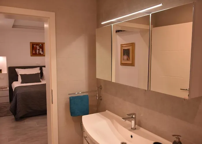 Apartamento With Heated Pool, Regina