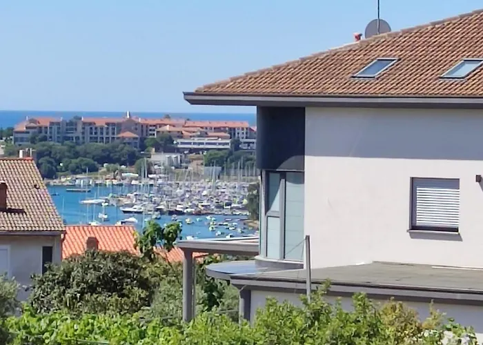 With Heated Pool, Regina Apartamento Pula