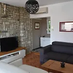 Apartament With Heated Pool, Regina Pula