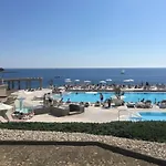 With Heated Pool, Regina * Pula